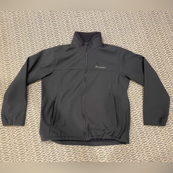 Men's Columbia Ascender Softshell Jacket - Picture 1 of 3